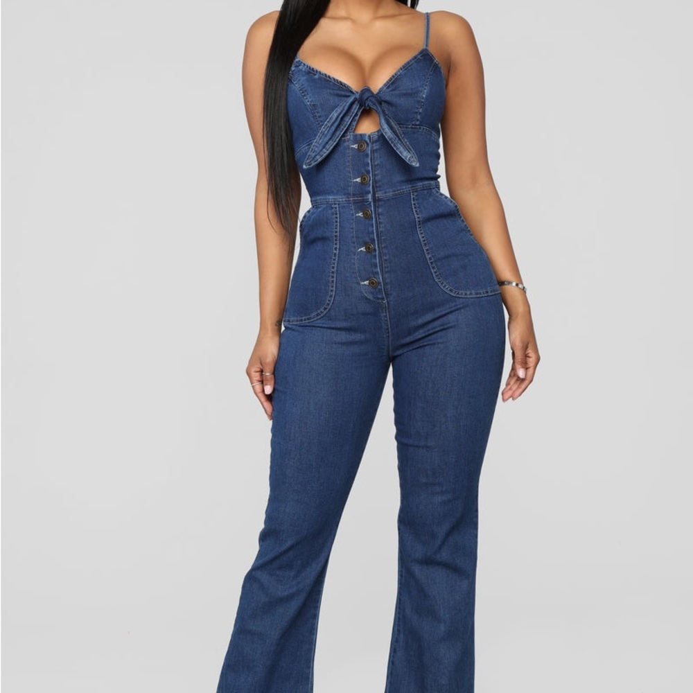 🔥Fashion Nova, Top Notch Denim, Read the Reviews-WOW! Small w/lots of STRETCH🔥